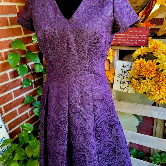 Banana Republic Dress - Picture 6 of 10